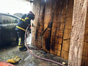 OPORTUNA INTERVENCIÓN PERMITIÓ CONTROLAR CONATO DE INCENDIO ESTRUCTURAL