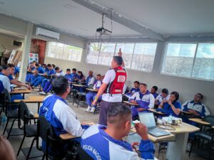 Capacitamos a personal de la Policía Nacional en primeros auxilios básicos